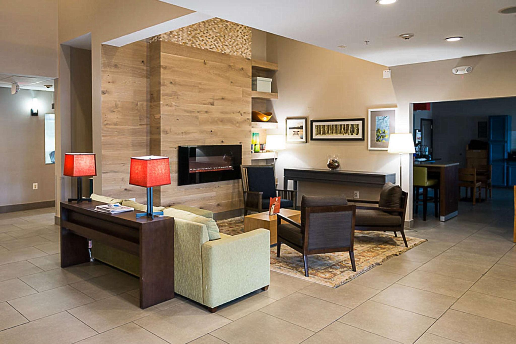 Wingate By Wyndham Waldorf - Washington Dc Area Hotel Exterior photo